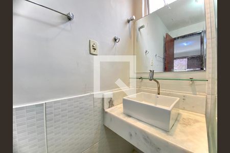 Banheiro do Quarto 1 de apartamento para alugar com 3 quartos, 85m² em Brotas, Salvador