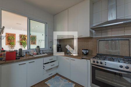 Casa de condomínio à venda com 150m², 4 quartos e 4 vagas Casa de condomínio à venda com 150m², 4 quartos e 4 vagasCozinha