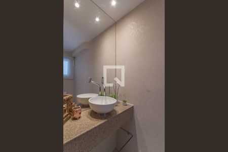 Casa de condomínio à venda com 150m², 4 quartos e 4 vagas Casa de condomínio à venda com 150m², 4 quartos e 4 vagasLavabo