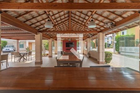 Casa de condomínio à venda com 150m², 4 quartos e 4 vagas Casa de condomínio à venda com 150m², 4 quartos e 4 vagasÁrea comum - Salão de festas