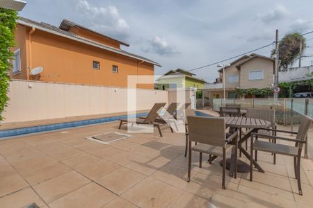 Casa de condomínio à venda com 150m², 4 quartos e 4 vagas Casa de condomínio à venda com 150m², 4 quartos e 4 vagasÁrea comum - Piscina