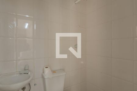 Casa de condomínio à venda com 150m², 4 quartos e 4 vagas Casa de condomínio à venda com 150m², 4 quartos e 4 vagasBanheiro de Serviço