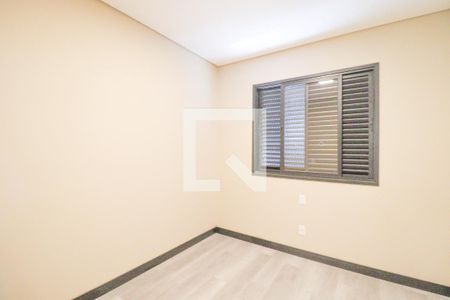 Casa à venda com 168m², 3 quartos e 2 vagas Casa à venda com 168m², 3 quartos e 2 vagasQuarto 2