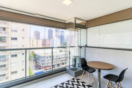 Varanda de kitnet/studio à venda com 1 quarto, 32m² em Vila Cordeiro, São Paulo