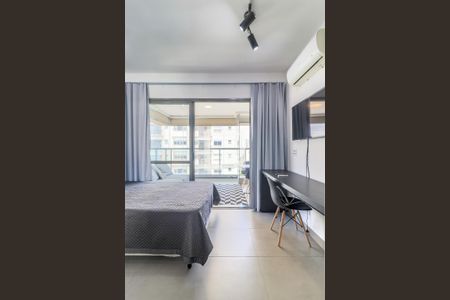 Sala/Quarto de kitnet/studio à venda com 1 quarto, 32m² em Vila Cordeiro, São Paulo