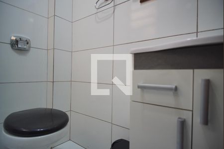 Banheiro Corredor de apartamento à venda com 3 quartos, 71m² em Petrópolis, Porto Alegre