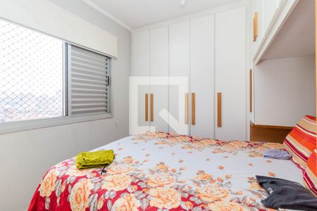 Quarto 1 de apartamento à venda com 3 quartos, 63m² em Vila Carmosina, São Paulo