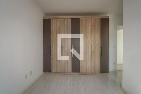 Suite de apartamento para alugar com 2 quartos, 75m² em Parque Reboucas, São Paulo