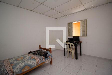 Quarto 1 de casa para alugar com 1 quarto, 38m² em Moinho Velho, São Paulo