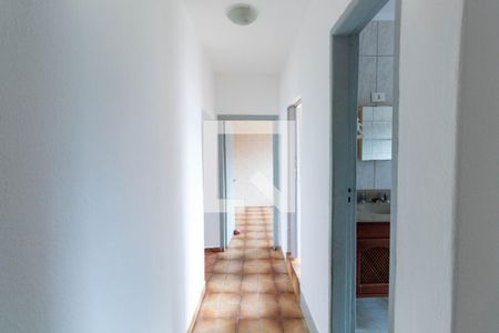 Corredor de apartamento para alugar com 2 quartos, 103m² em Vila Salete, São Paulo