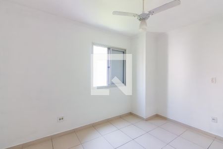 Quarto 2 de apartamento para alugar com 2 quartos, 59m² em São Pedro, Osasco