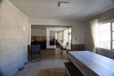 Sala 1 de casa para alugar com 4 quartos, 200m² em Harmonia, Canoas