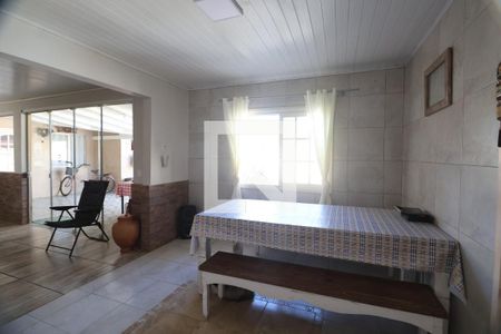 Sala 1 de casa para alugar com 4 quartos, 200m² em Harmonia, Canoas