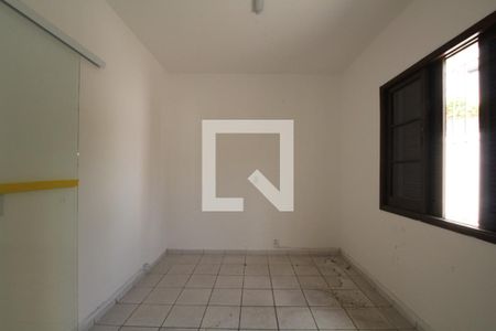 Quarto 1 de casa para alugar com 3 quartos, 150m² em Jardim Bom Tempo, Taboão da Serra