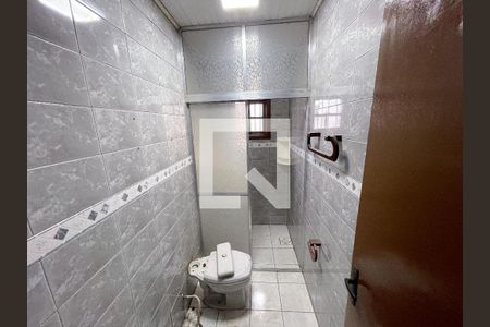 banheiro suite de casa para alugar com 3 quartos, 110m² em Campina, São Leopoldo