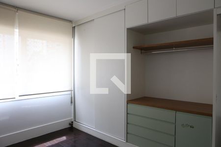 Apartamento à venda com 141m², 3 quartos e 1 vaga Apartamento à venda com 141m², 3 quartos e 1 vagaQuarto 3