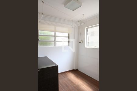 Apartamento à venda com 141m², 3 quartos e 1 vaga Apartamento à venda com 141m², 3 quartos e 1 vagaÁrea de Serviço