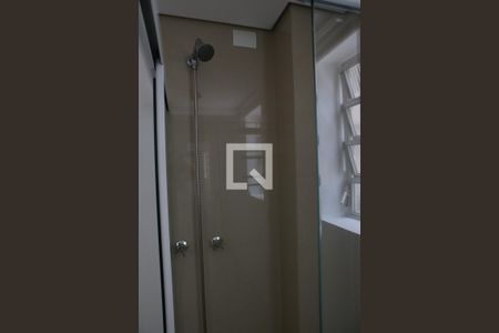 Apartamento à venda com 141m², 3 quartos e 1 vaga Apartamento à venda com 141m², 3 quartos e 1 vagaBanheiro Social