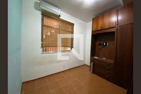 Quarto 1 de casa à venda com 3 quartos, 81m² em Piedade, Rio de Janeiro