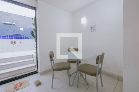 Sala jantar de apartamento para alugar com 2 quartos, 148m² em Armação, Salvador