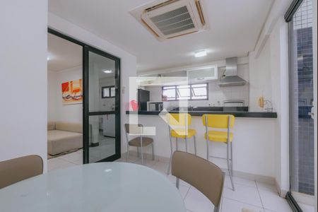 Sala jantar de apartamento para alugar com 2 quartos, 148m² em Armação, Salvador