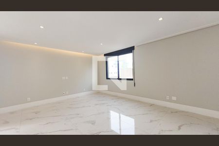 Apartamento à venda com 400m², 5 quartos e 3 vagasSala