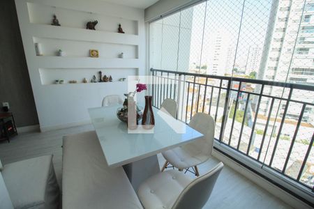 Varanda de apartamento para alugar com 2 quartos, 67m² em Vila Bertioga, São Paulo