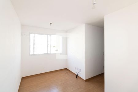 Sala de apartamento para alugar com 2 quartos, 57m² em Inhoaíba, Rio de Janeiro