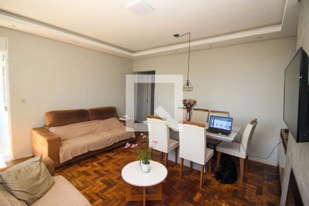 Sala 1 de casa à venda com 3 quartos, 250m² em Paternon, Porto Alegre