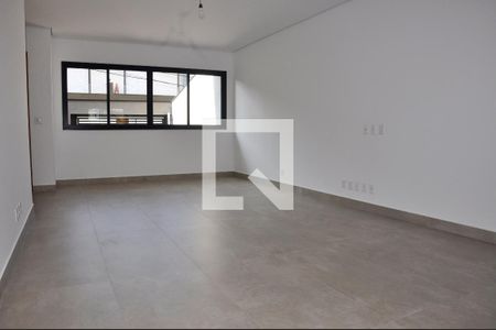 Sala de casa à venda com 3 quartos, 224m² em Jardim Felicidade (zona Oeste), São Paulo