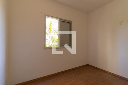 Quarto de apartamento à venda com 3 quartos, 66m² em Bonfim, Campinas