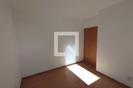 Dormitório 01 de apartamento para alugar com 2 quartos, 50m² em Recreio das Acacias, Ribeirão Preto