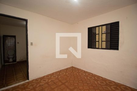 Sala/Quarto de casa para alugar com 1 quarto, 70m² em Parque Maria Domitila, São Paulo