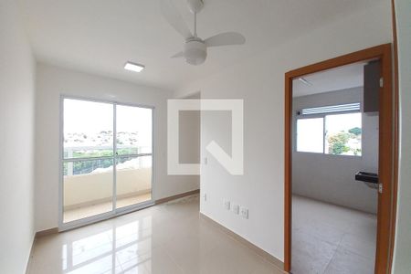 Sala de apartamento para alugar com 1 quarto, 46m² em Parque da Figueira, Campinas