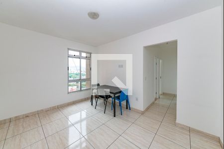 Sala de apartamento à venda com 3 quartos, 69m² em Padre Eustáquio, Belo Horizonte