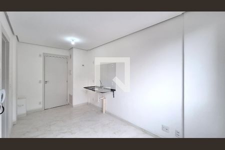 Sala/Cozinha de apartamento para alugar com 1 quarto, 28m² em Água Branca, São Paulo