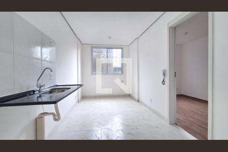 Sala/Cozinha de apartamento para alugar com 1 quarto, 28m² em Água Branca, São Paulo