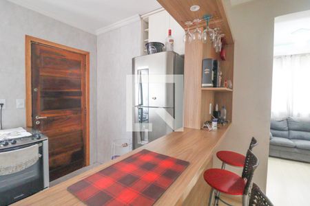 Casa à venda com 137m², 2 quartos e 2 vagas Casa à venda com 137m², 2 quartos e 2 vagasCozinha e Área de Serviço