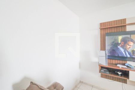 Casa à venda com 137m², 2 quartos e 2 vagas Casa à venda com 137m², 2 quartos e 2 vagasEdícula