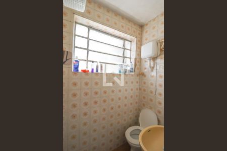 Casa à venda com 137m², 2 quartos e 2 vagas Casa à venda com 137m², 2 quartos e 2 vagasEdícula