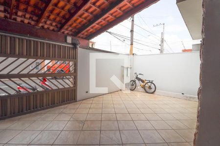 Casa à venda com 137m², 2 quartos e 2 vagas Casa à venda com 137m², 2 quartos e 2 vagasGaragem