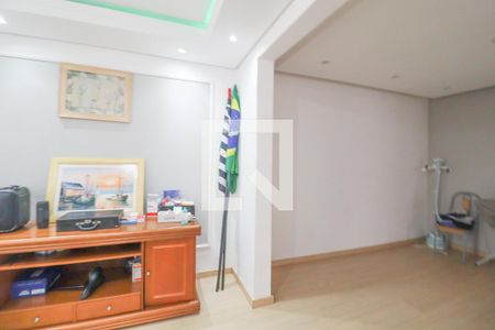 Casa à venda com 137m², 3 quartos e 2 vagasSala