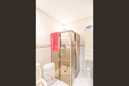 Casa à venda com 137m², 2 quartos e 2 vagas Casa à venda com 137m², 2 quartos e 2 vagasBanheiro