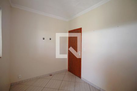 Sala de casa para alugar com 2 quartos, 50m² em Pompéia, Belo Horizonte