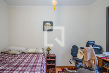 Casa à venda com 275m², 6 quartos e 4 vagas Casa à venda com 275m², 6 quartos e 4 vagasQuarto 3 - Casa 2