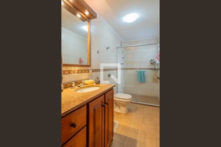 Casa à venda com 275m², 6 quartos e 4 vagas Casa à venda com 275m², 6 quartos e 4 vagasBanheiro Social - Casa 2