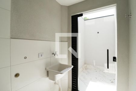 Sala/Cozinha/Área de Serviço de apartamento à venda com 1 quarto, 31m² em Parque Peruche, São Paulo