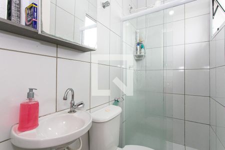 Casa de condomínio à venda com 95m², 3 quartos e 2 vagas Casa de condomínio à venda com 95m², 3 quartos e 2 vagasBanheiro da Suíte