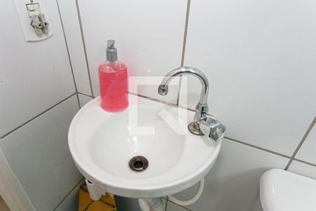 Casa de condomínio à venda com 95m², 3 quartos e 2 vagas Casa de condomínio à venda com 95m², 3 quartos e 2 vagasBanheiro da Suíte