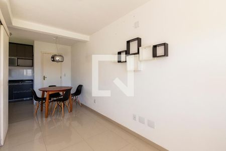 Sala de casa de condomínio à venda com 2 quartos, 75m² em Nonoai, Porto Alegre